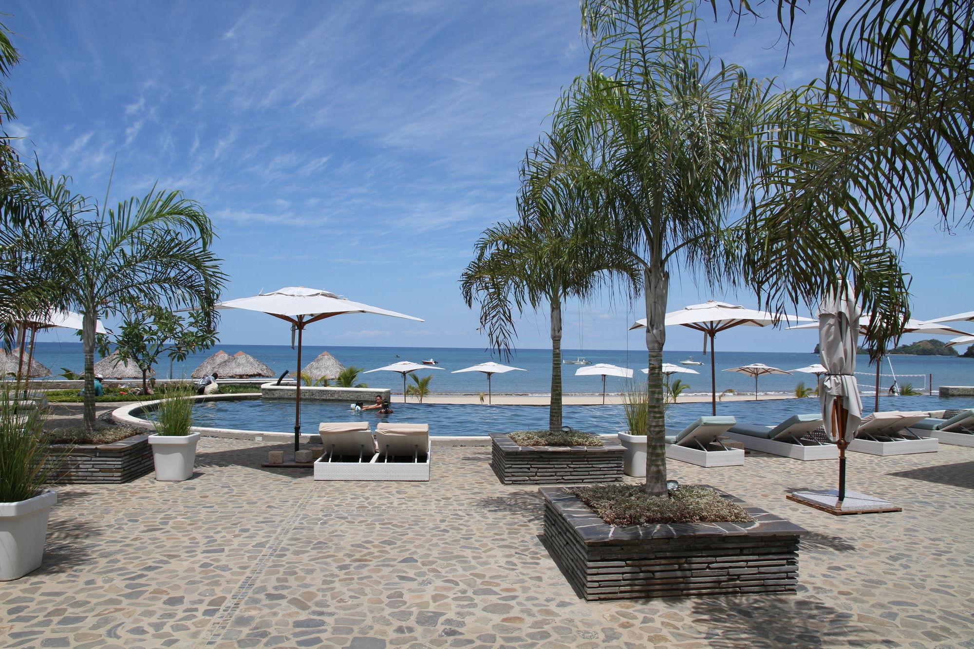 Palm Beach Resort & Spa Ambondrona  Exteriör bild